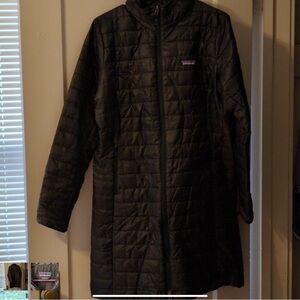 Patagonia Women's Black Nano-puff Jacket, excellent condition, so large